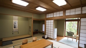 Japanese Style Room | In-room safe - Shiki Resorts Atami Seiseiso (Atami)