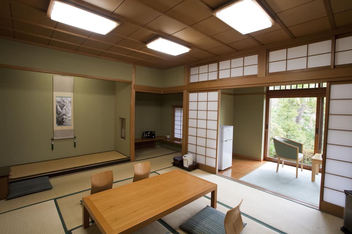 Japanese Style Room | In-room safe