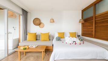 Deluxe Sea Facing | Minibar, desk, blackout curtains, rollaway beds