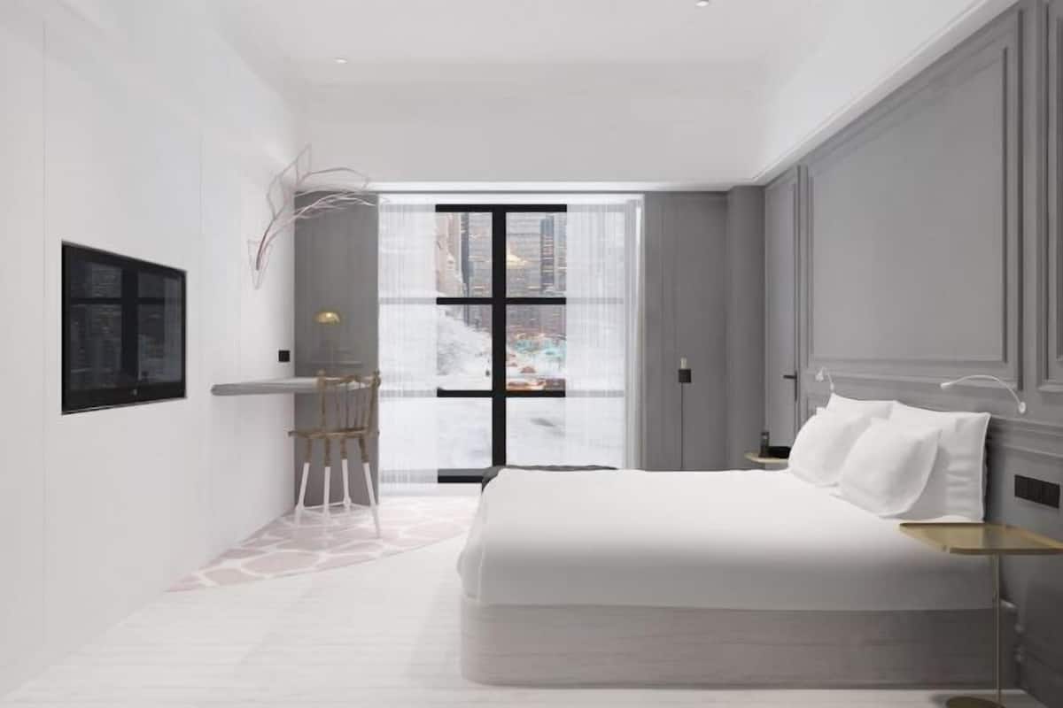 Minibar, in-room safe, desk, blackout curtains