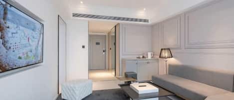 Minibar, in-room safe, desk, blackout curtains