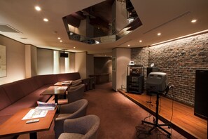 Karaoke room - Shiki Resorts Shion Atami (Atami)