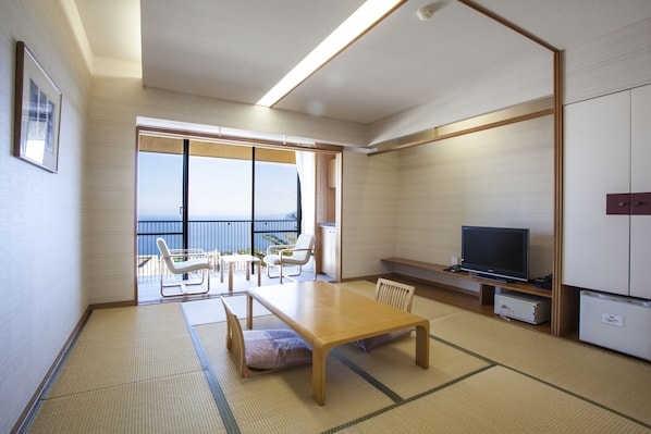 Japanese Style Room V | In-room safe - Shiki Resorts Atami Boyokan (Atami)