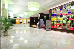 Lobby - The Towers Chevron Renaissance Holidays Gold Coast (Surfers Paradise)