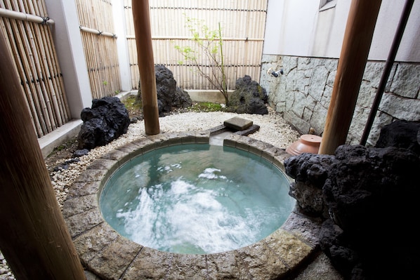 Hot springs - Shiki Resorts Aisonet Kusatsu (Kusatsu)