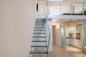 Interior - GuestHost - NEW White Loft! In the Shadow of the Two Towers x2 (Bologna)
