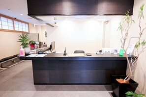 Reception - Akihabara Nakagawa Inn (Tokyo)