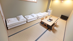 客房 (304) | 低過敏寢具、書桌、筆電工作空間、熨斗/熨衣板