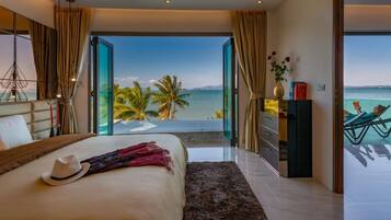 Luxury Villa, 1 Katil Raja (King), Sea View | Peralatan tempat tidur premium, bar mini, peti besi dalam bilik