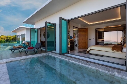 Saeng Suree Villas