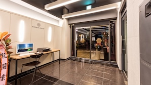 Property entrance - Ballantine Business Hotel (Gwangju)