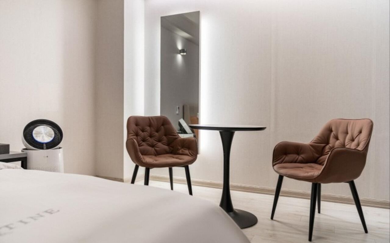 1 bedroom, desk, soundproofing, free wifi