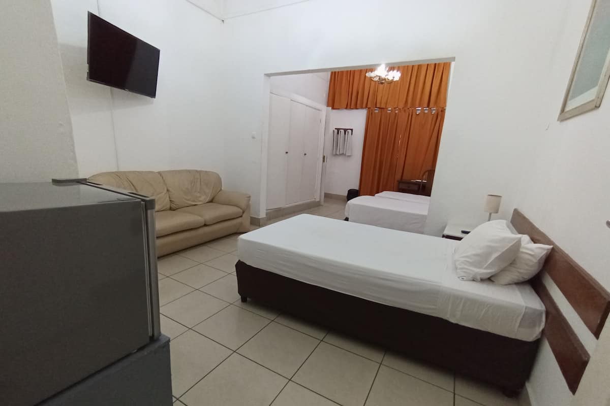 Standard Triple Room, Multiple Beds