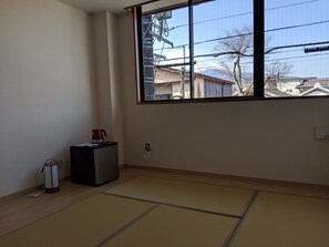 Japanese-Style Twin Room