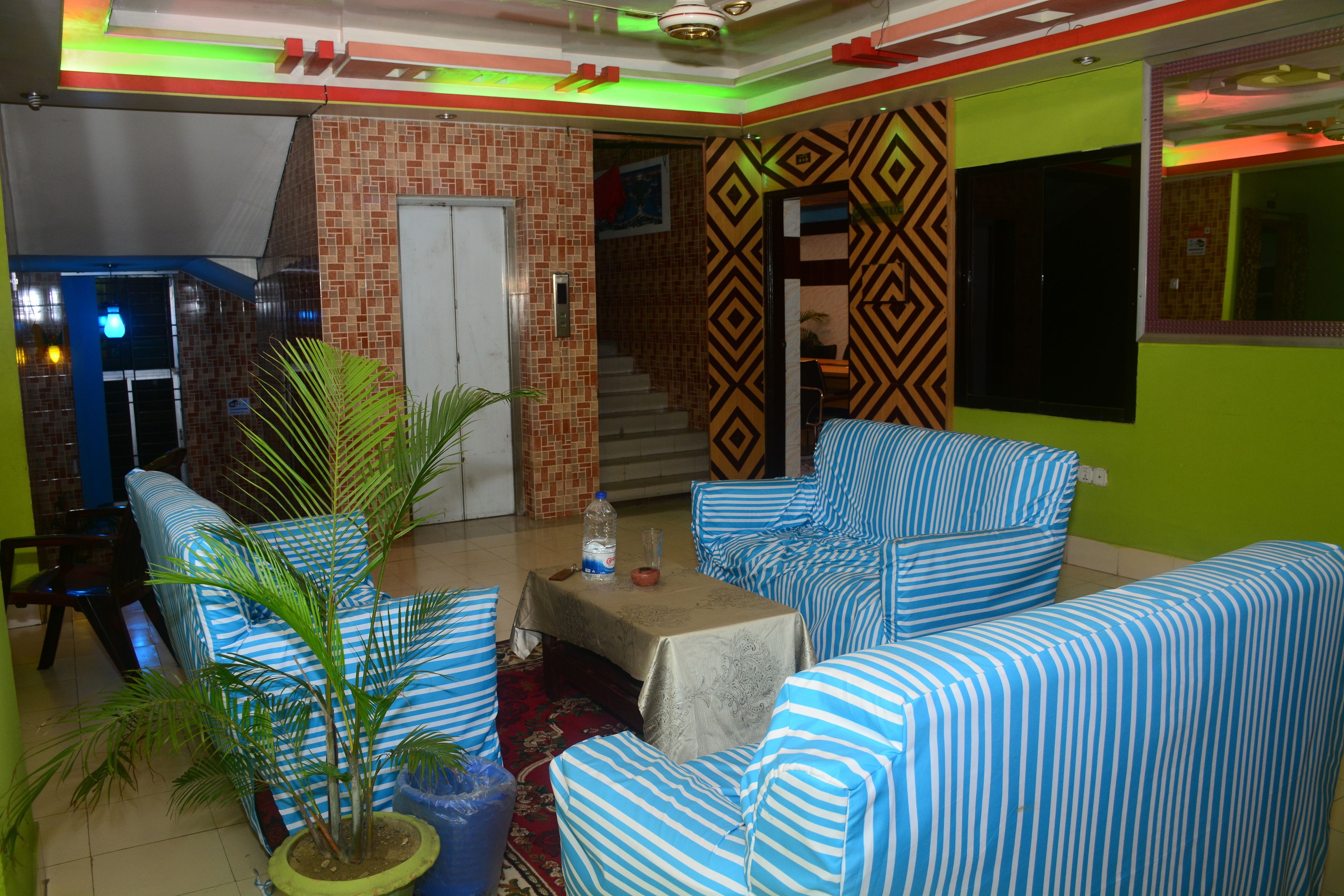 24-inch led tv with cable channels, tv