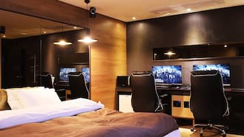 Phòng Suite | Phòng cách âm, truy cập Internet không dây miễn phí, bộ trải giường