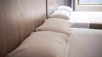 Family Room | Living area | 30-inch flat-screen TV with satellite channels, TV