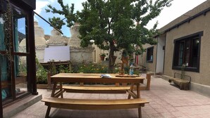 Property entrance - Hearth - Hostel (Leh)