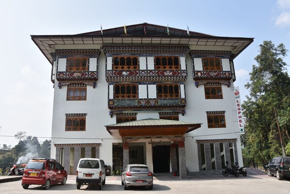 Front of property - Legphel Hotel (Phuntsholing)