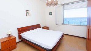 2 間睡房、床單