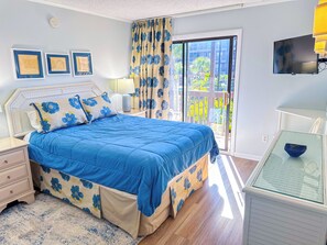 3 bedrooms, iron/ironing board, free internet, bed sheets - Experience Tilghman Beach and Racquet Club Unit 150! Second Row, Pools, Tennis, Close to Main Street! (North Myrtle Beach)