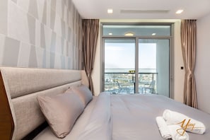 Desk, rollaway beds, free WiFi - Vinhomes Serviced Apartments Ying Stay (Ho Chi Minh City)