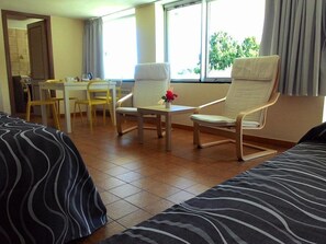 Studio, Terrace, Garden View | Living area - Residence La Carruba (Diano Marina)