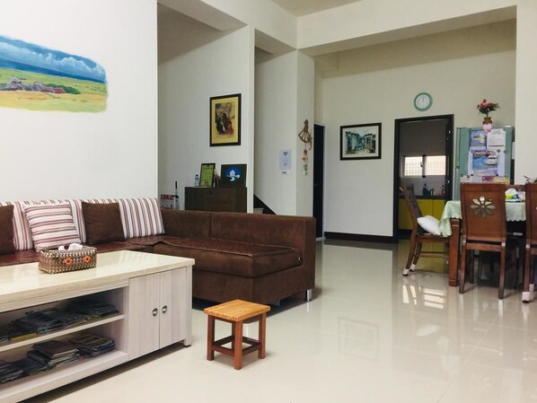 Interior - Jun Le Bed and Breakfast (Magong)