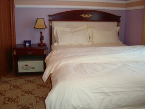 Decoración personalizada, muebles diferentes y escritorio