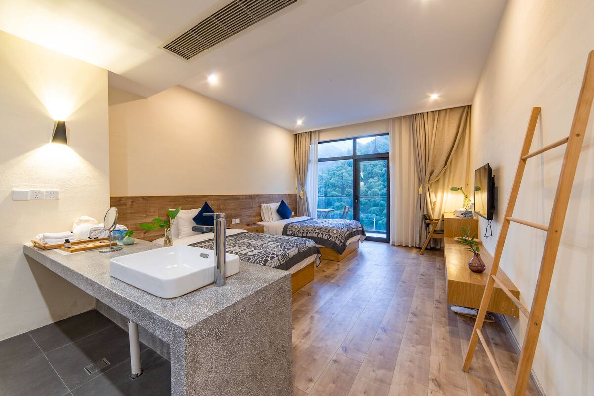Habitación con 2 camas individuales | Escritorio y wifi gratis