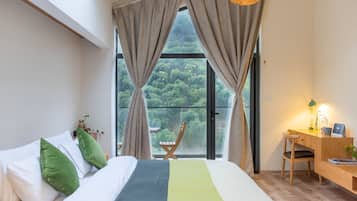 Quarto casal superior (Zhi Geng) | Escrivaninha, Wi-Fi de cortesia
