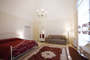 Deluxe Double Room | 1 bedroom, Frette Italian sheets, premium bedding, down comforters - Kapsott B&B (Bisceglie)