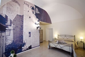 Deluxe Double Room | 1 bedroom, Frette Italian sheets, premium bedding, down comforters - Kapsott B&B (Bisceglie)