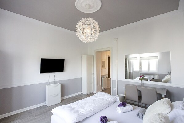 Apart Daire, Teras | 1 yatak odası, güneşlik/perde, ütü/ütü masası 