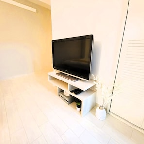 Departamento urbano | Edredón, decoración personalizada, muebles diferentes y wifi gratis 