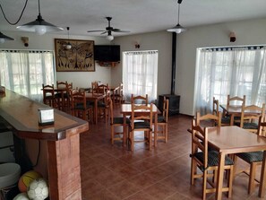 Petit déjeuner continental (3.50 EUR par personne)