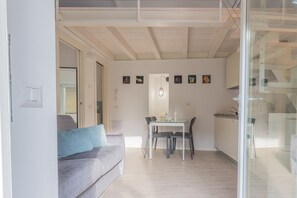 Apartment, 1 Bedroom | Living area