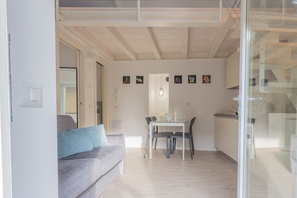 Apartment, 1 Bedroom | Living area