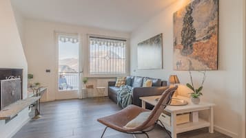 Departamento, 2 habitaciones | Área de sala de estar