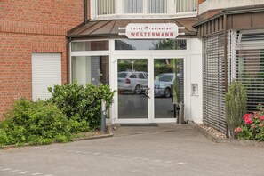 Uklassifisert bilde, 2 av 23, knapp