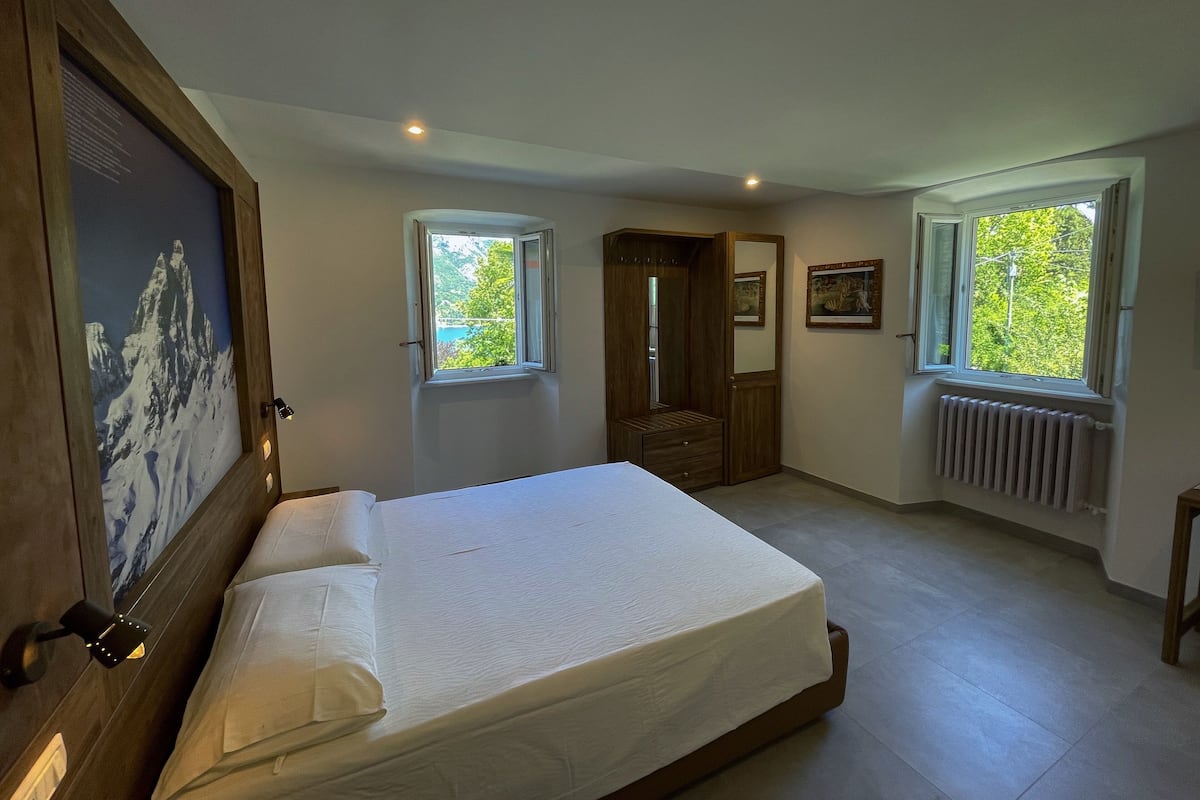 Standard Double Room, Garden View (Botticelli) | Down duvets, individually decorated, individually furnished