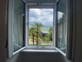 Vista al lago