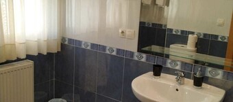 Hostal Hispanico II
