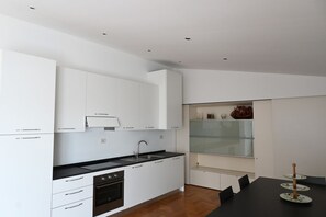 Fridge, oven - CASA DEL SOLE - Numana, wonderful sea view penthouse (Numana)