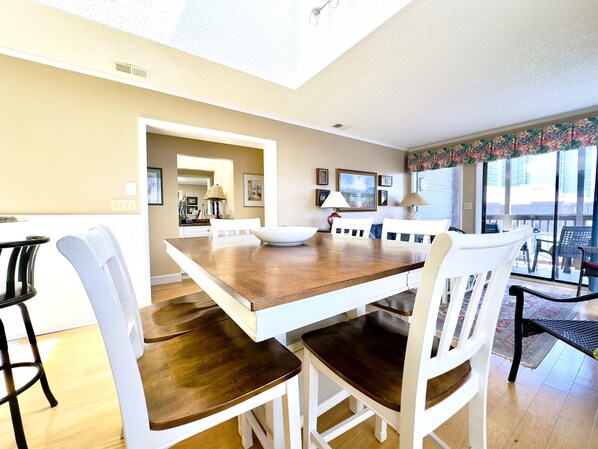 Dining - Experience Tilghman Beach and Racquet Club Unit 309! 3 Bedroom Ocean View Condo. Pools, Tennis, Close to Main Street! (North Myrtle Beach)