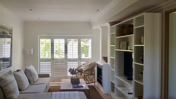 Comfort appartement, 2 slaapkamers | Woonkamer | Een flatscreentelevisie en Netflix
