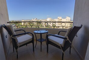 Royal Suite, 2 Bedrooms, Sea View (Second Floor) | Living area