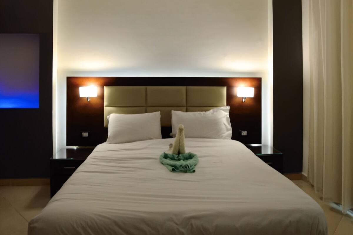 Royal Suite, 2 Bedrooms, Sea View (Second Floor) | Living area | 43-inch LED TV with satellite channels, TV