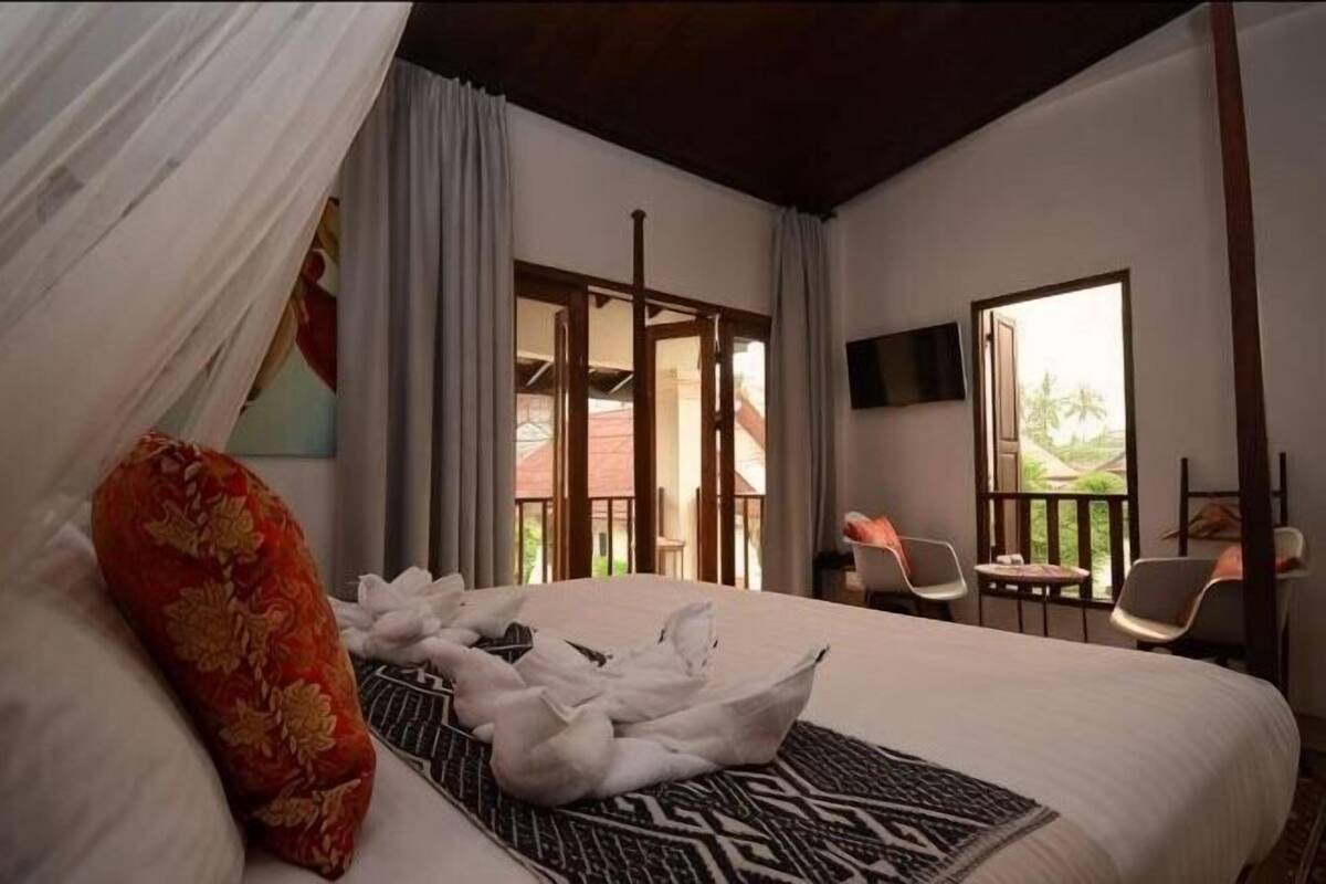 In-room safe, iron/ironing board (on request), free WiFi, bed sheets