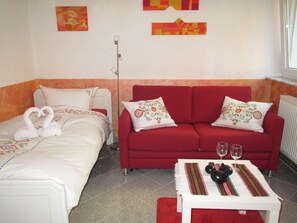 Ferienhaus | Schallisolierte Zimmer, kostenloses WLAN, Bettwäsche